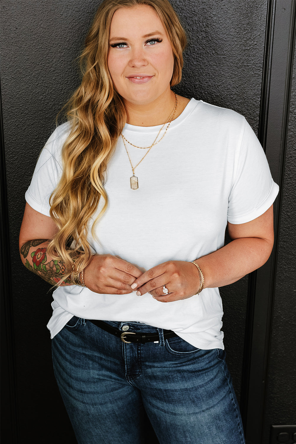 White Round Neck Rolled Sleeve T-shirt