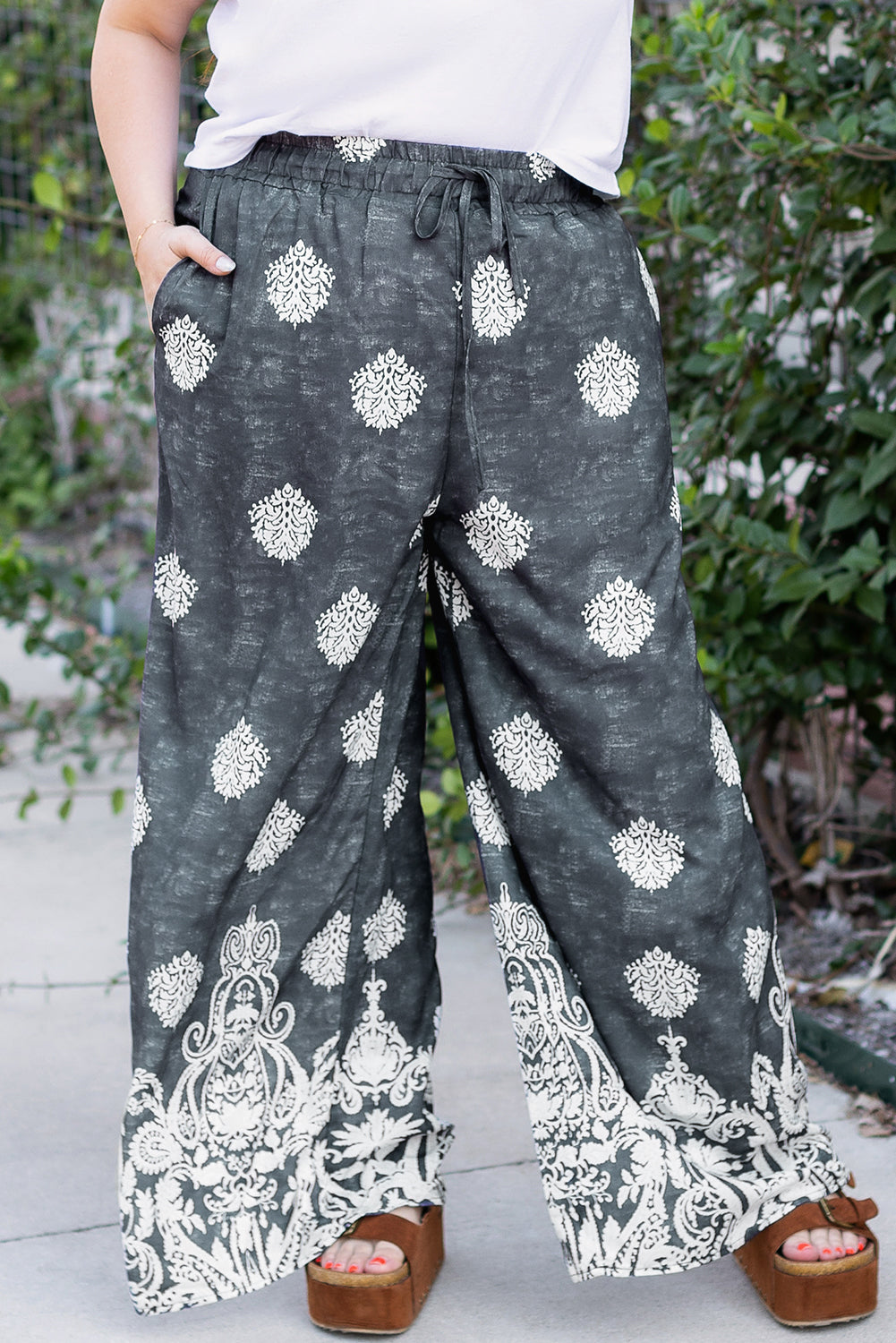 Black Geometric Ethnic Print Drawstring Wide Leg Pants