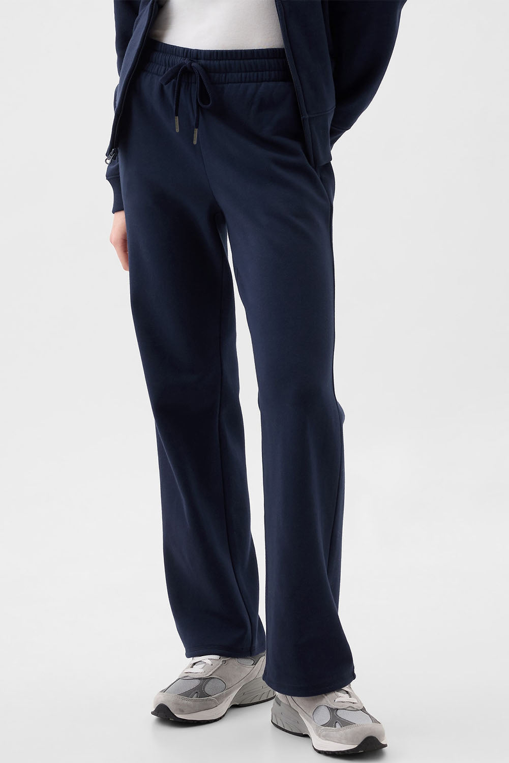 Light Grey Solid Color Fleece Lined Drawstring Waist Casual Pants (Extended Sizes)