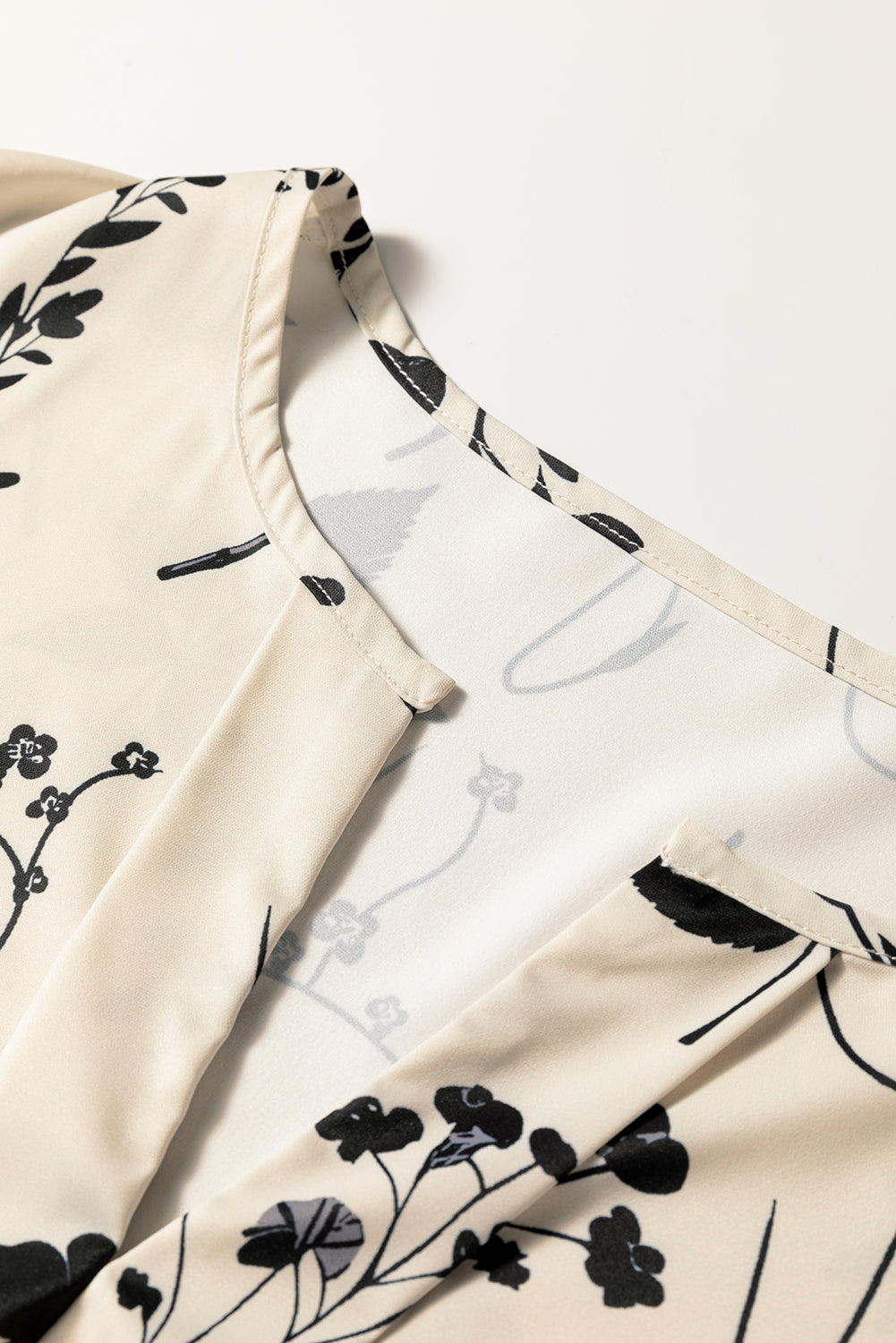 Botanical Floral Print Split Neck Long Sleeve Blouse