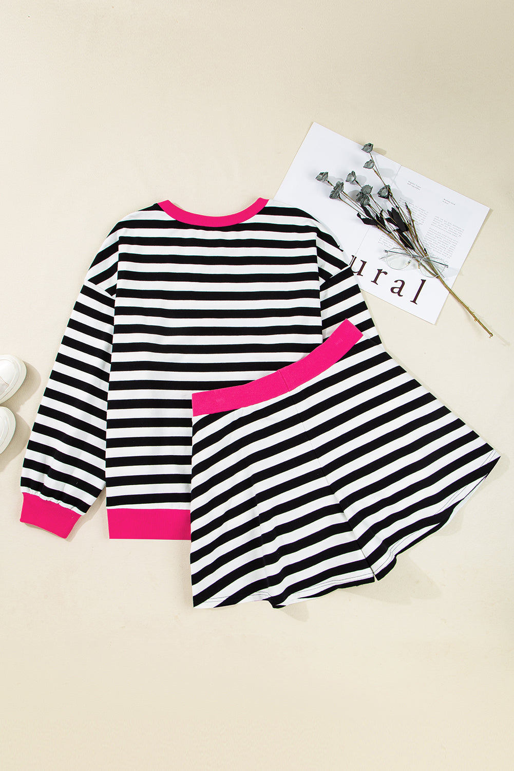 Black Stripe Color Block Edge Pullover and Shorts Sleepwear Set