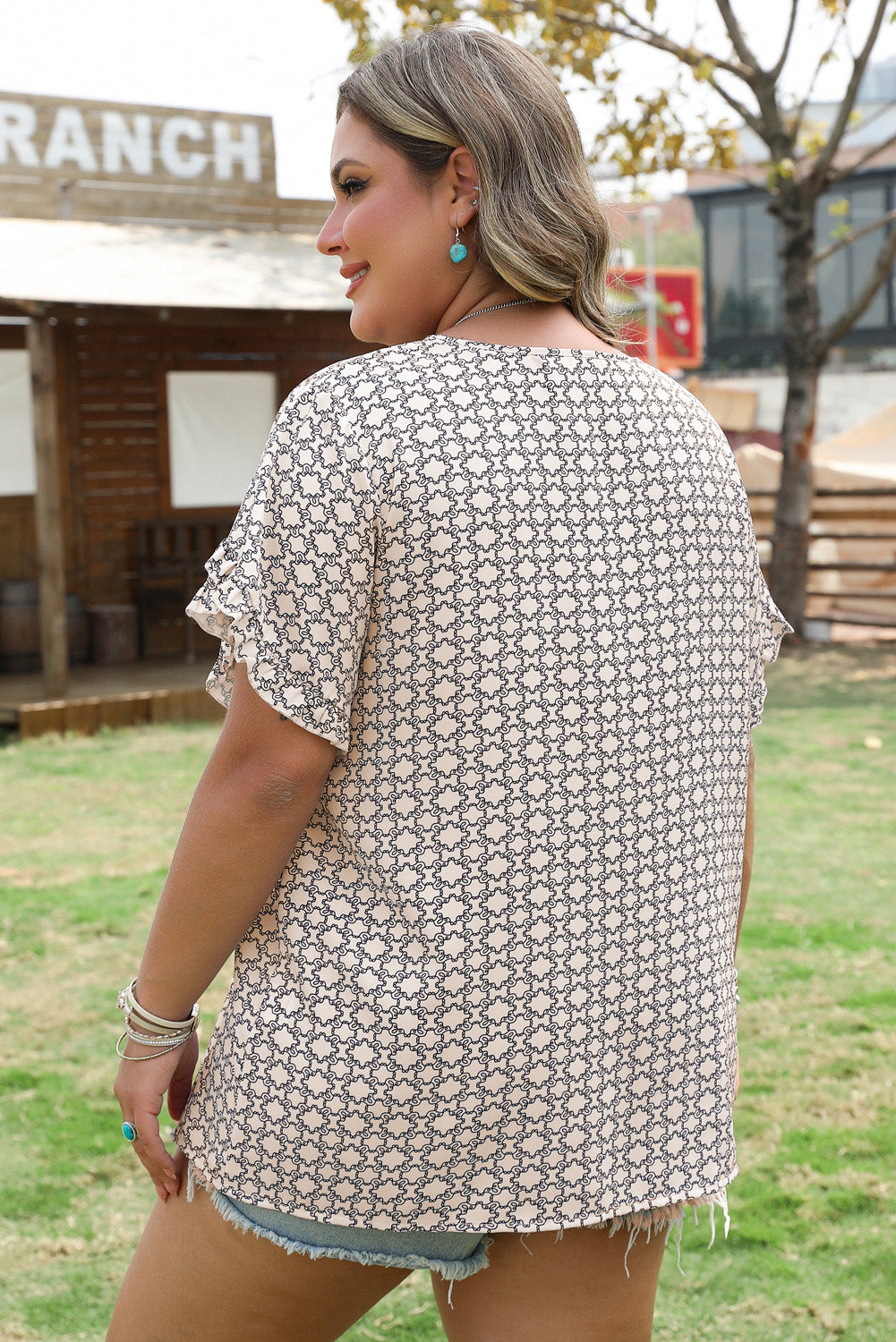 Khaki Geometric Print Ruffled Sleeve Blouse