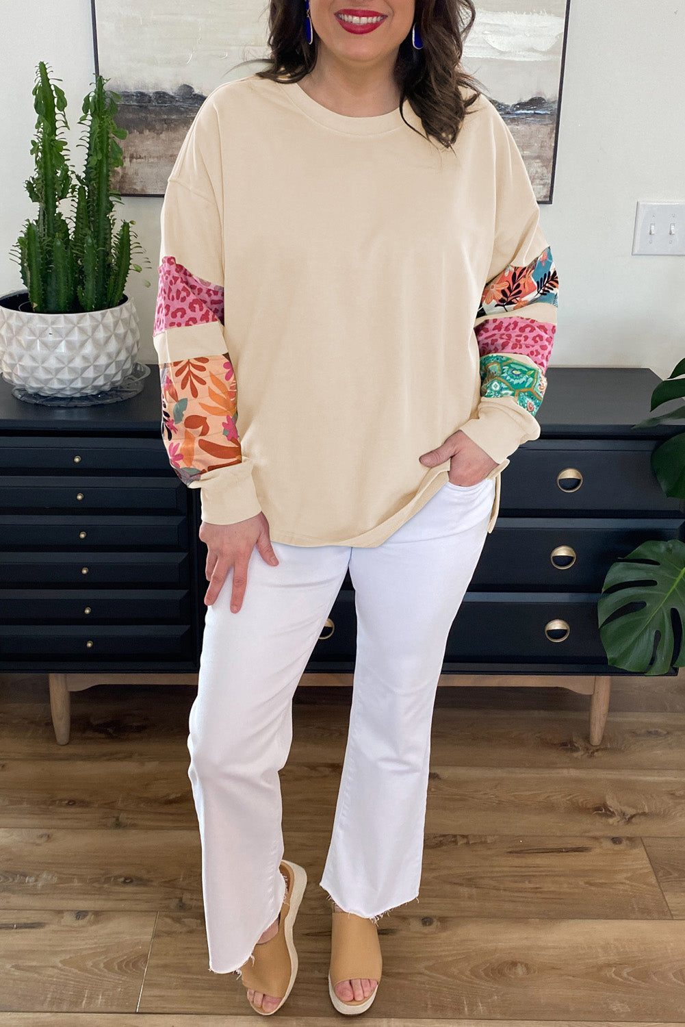 Beige Printed Patchwork Sleeve Split Sweatshirt