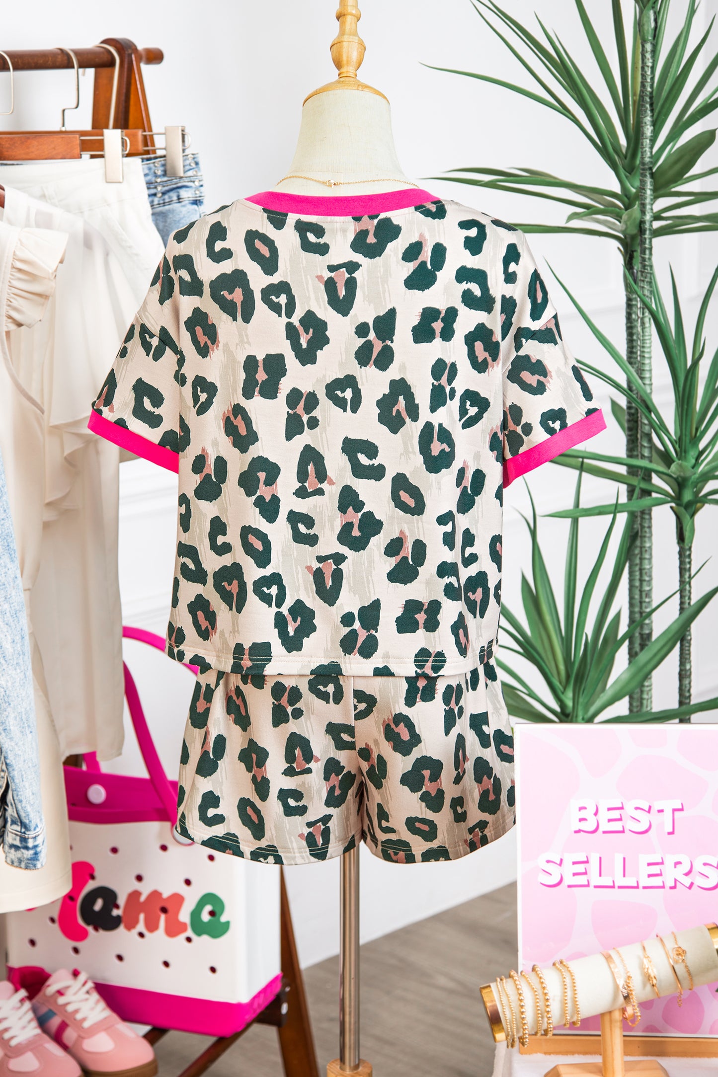 Leopard Print Contrast Trim Top Loose 2pcs Short Set