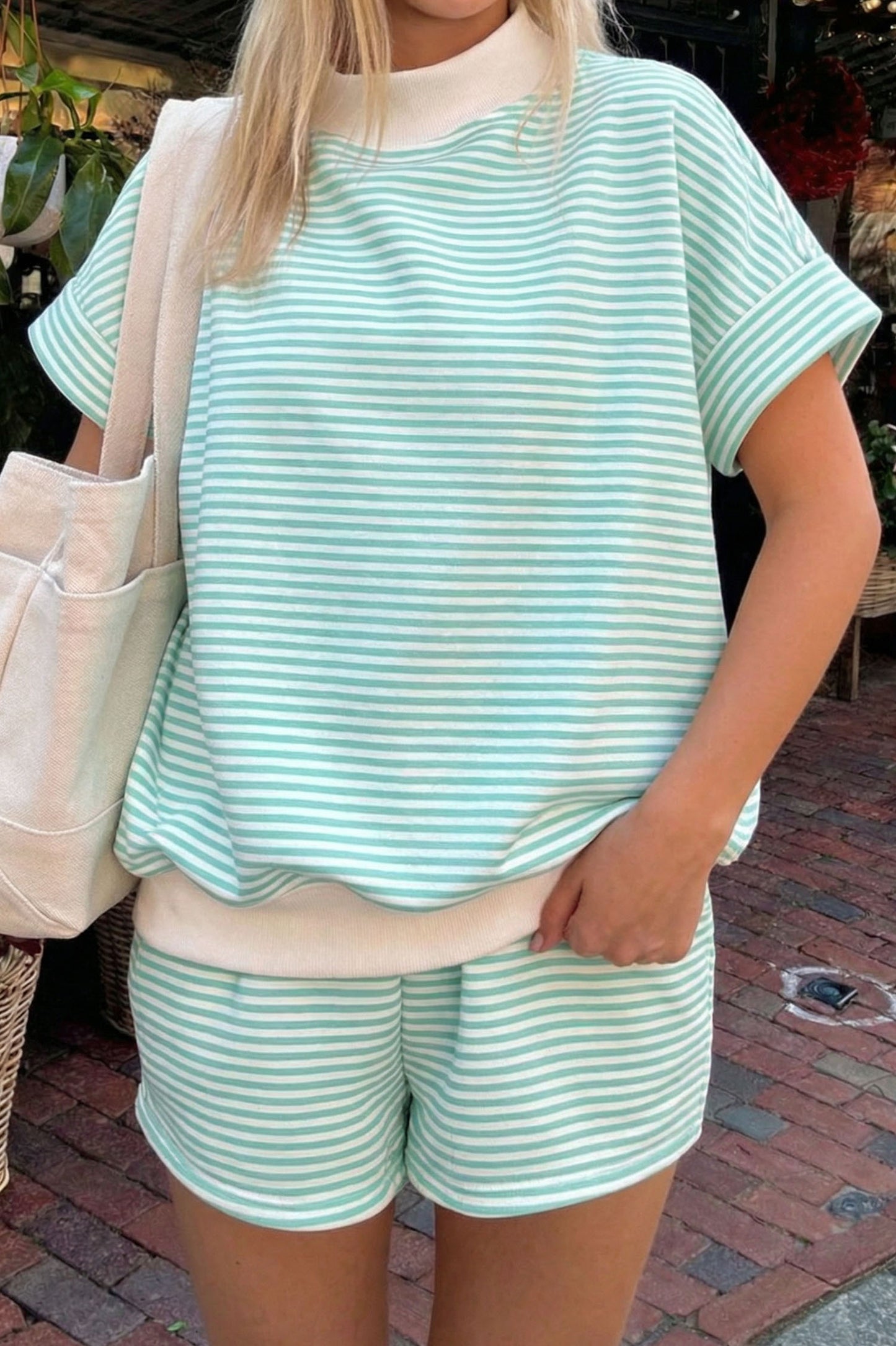 Stripe Cuffed Sleeve Contrast Mock Neck Tee Casual 2pcs Short Set (Other Colors)