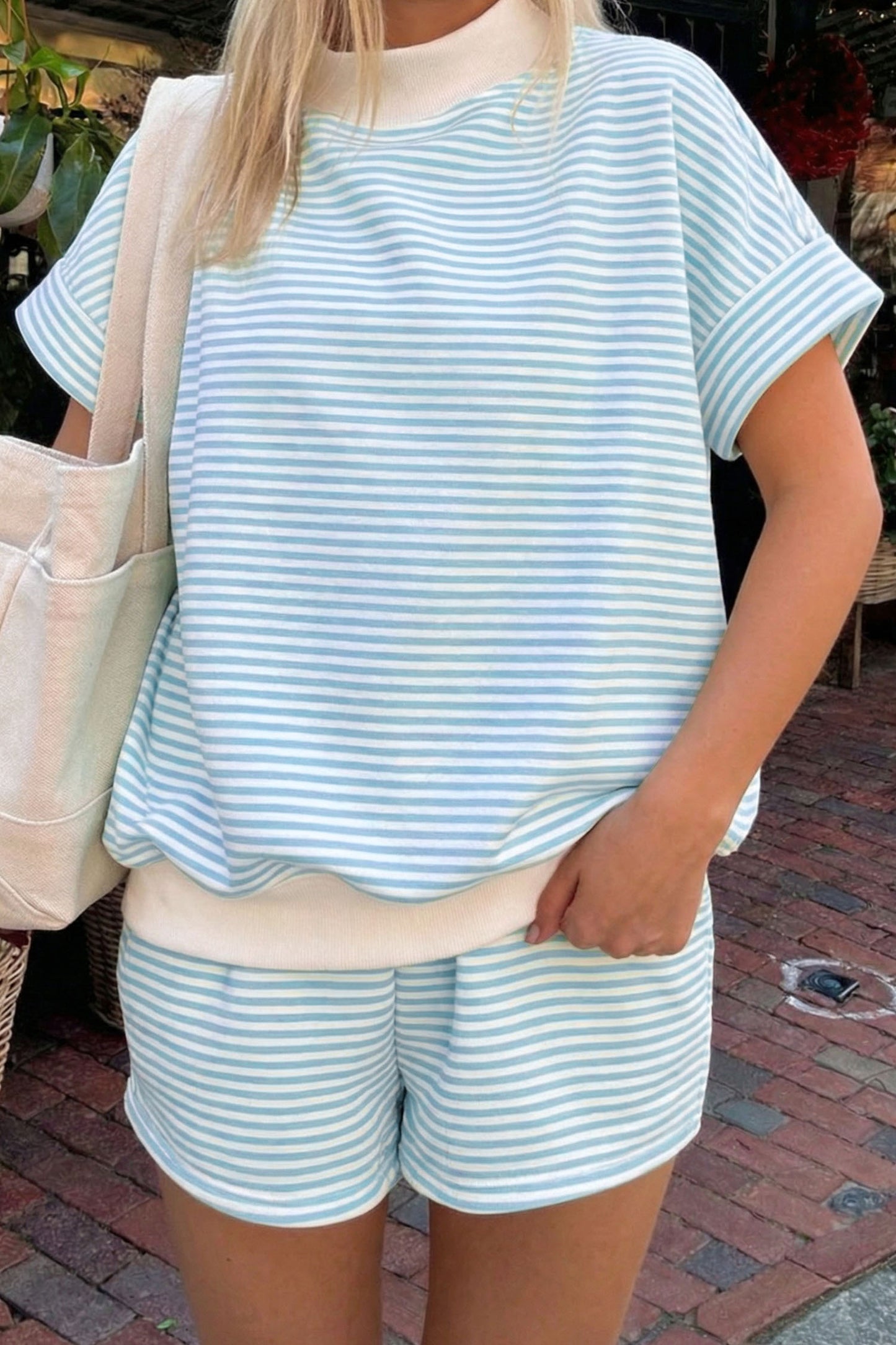 Stripe Cuffed Sleeve Contrast Mock Neck Tee Casual 2pcs Short Set (Other Colors)