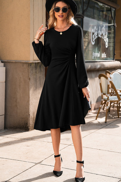 Black Solid Color Ruched Detail Long Sleeve Midi Dress (Extended Sizes)