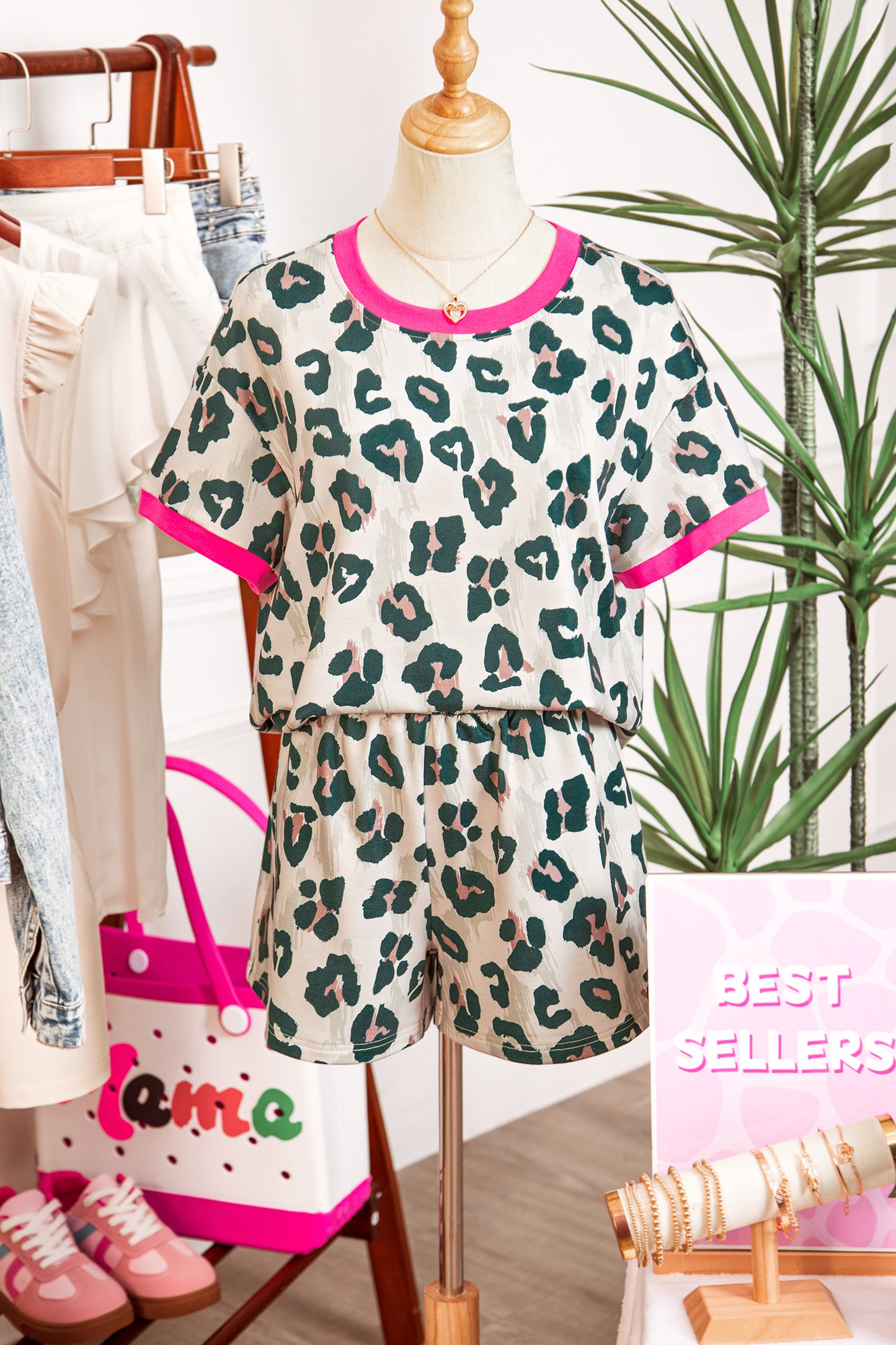 Leopard Print Contrast Trim Top Loose 2pcs Short Set
